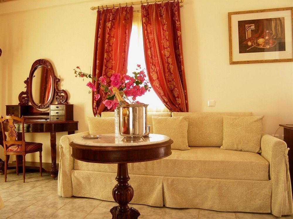 Emilia Luxury Apartments Megas Gialos - Nites Екстер'єр фото