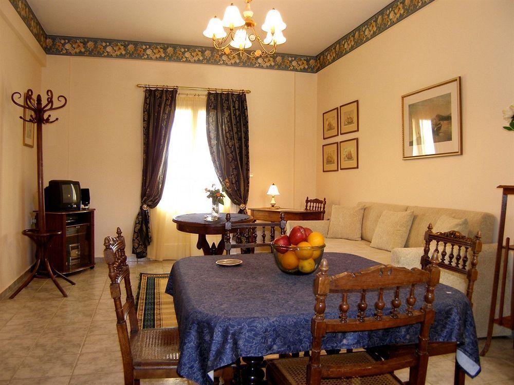 Emilia Luxury Apartments Megas Gialos - Nites Екстер'єр фото