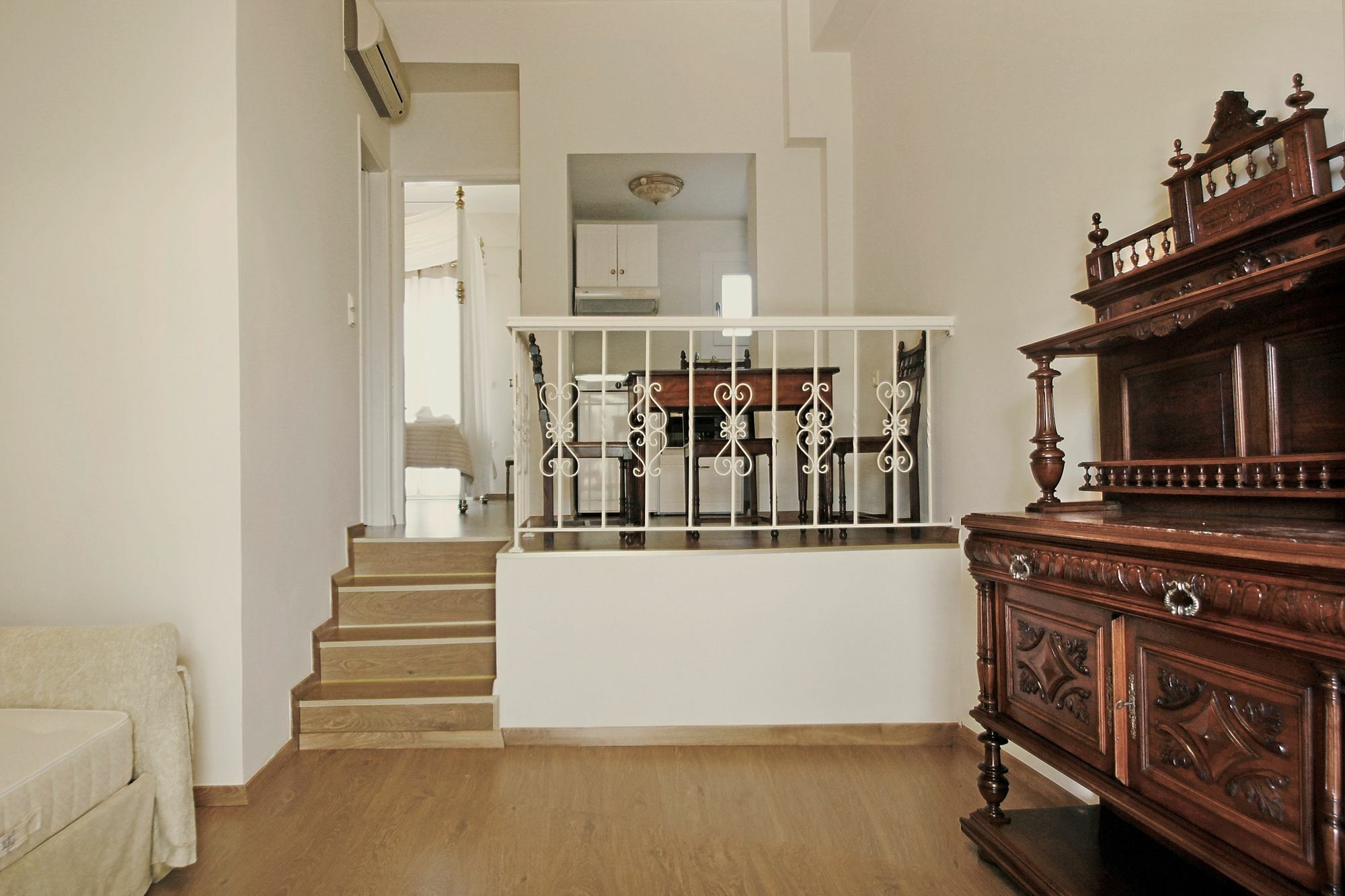 Emilia Luxury Apartments Megas Gialos - Nites Екстер'єр фото